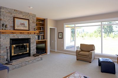 1103 Teasdale Road Kelowna Photo 3