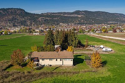 319 Valley Road Kelowna Photo 23