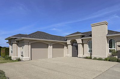 1690 Saucier Road Kelowna Photo 4