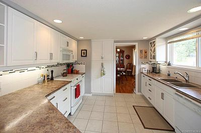 2132 Monte Carlo Road Lake Country Photo 6