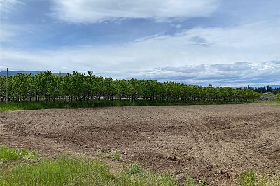 4300 Wallace Hill Road Kelowna Photo 1