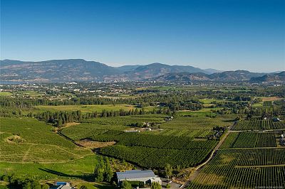 1989 Ward Road Kelowna Photo 9