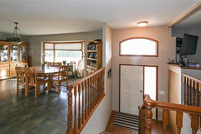 2202 Rashdale Road Armstrong Photo 5