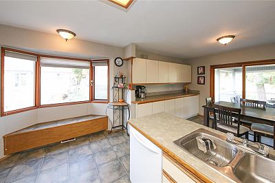 2202 Rashdale Road Armstrong Photo 11