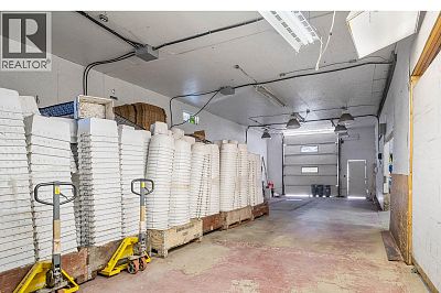 4977 Elliott Avenue Peachland Photo 64