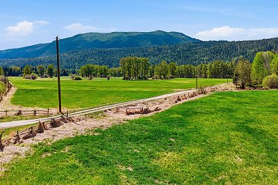 Lumby Mabel Lake Rd Lumby Photo 15