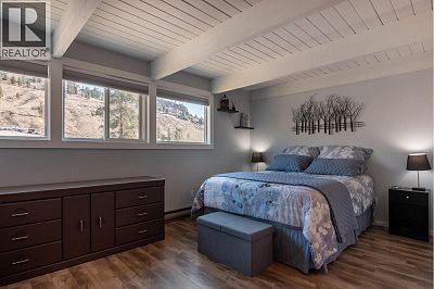 20412 Garnet Valley Road Summerland Photo 34
