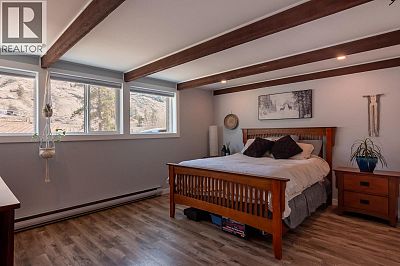 20412 Garnet Valley Road Summerland Photo 56