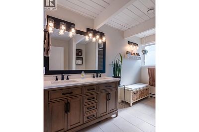 20412 Garnet Valley Road Summerland Photo 40
