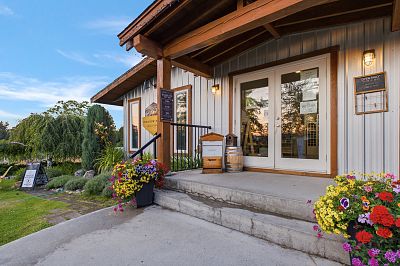 3975 June Springs Rd Kelowna Photo 38